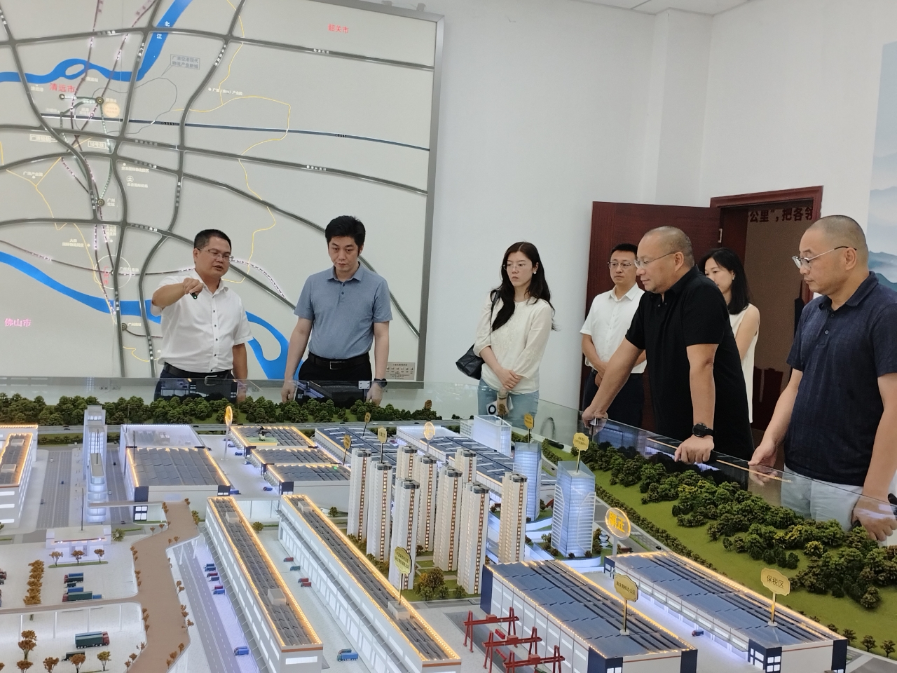 清远农商行到中国南部物流枢纽园区调研交流